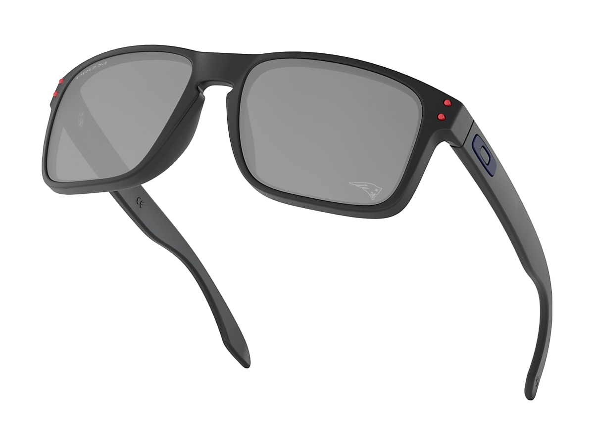 New England Patriots Holbrook™ Prizm Black Lenses, Matte Black Frame  Sunglasses