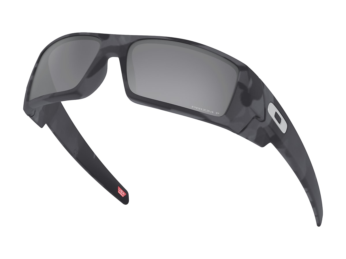 Gascan® Prizm Black Polarized Lenses, Matte Black Camo Frame Sunglasses |  Oakley® PL