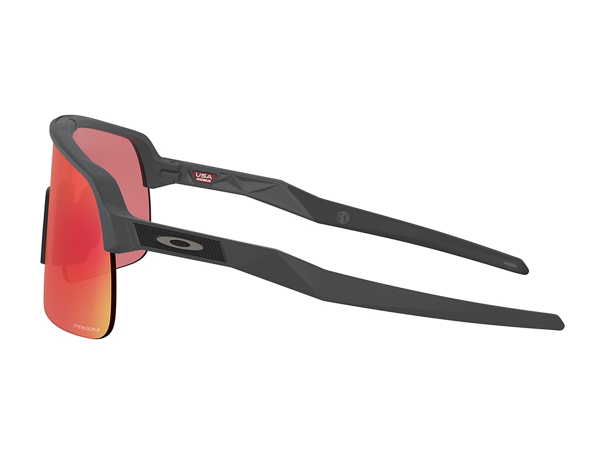 Sutro Lite Prizm Trail Torch Lenses, Matte Carbon Frame Sunglasses | Oakley®  BE