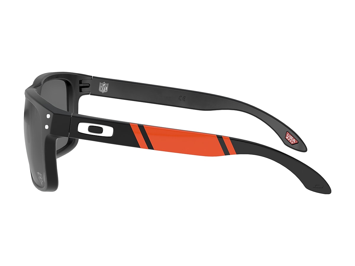 chicago bears oakleys