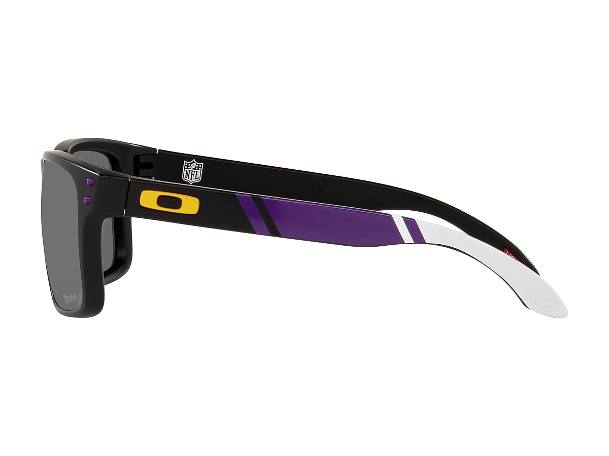 Oakley AOO0483MB Minnesota Vikings Microbag & Minnesota Vikings White  Sunglasses