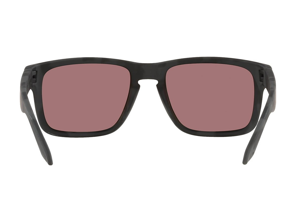 Holbrook™ Prizm Deep Water Polarized Lenses, Matte Black Camo Frame  Sunglasses | Oakley® EU