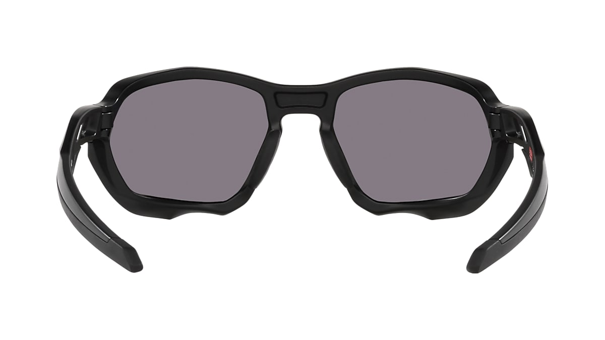 Plazma Prizm Grey Polarized Lenses, Matte Black Frame Sunglasses | Oakley®  US