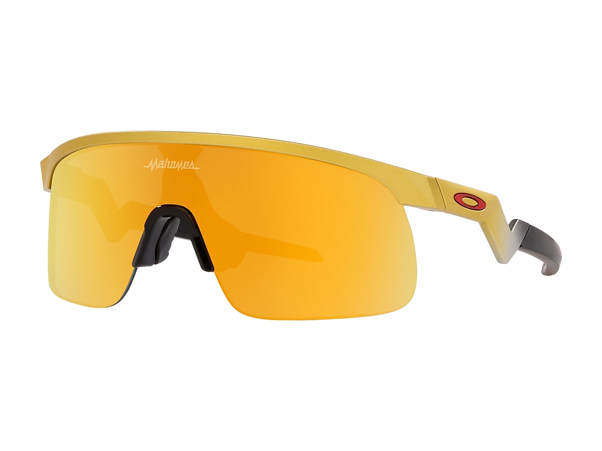 Chiefs' Patrick Mahomes helped test, design new Oakley Kato sunglasses