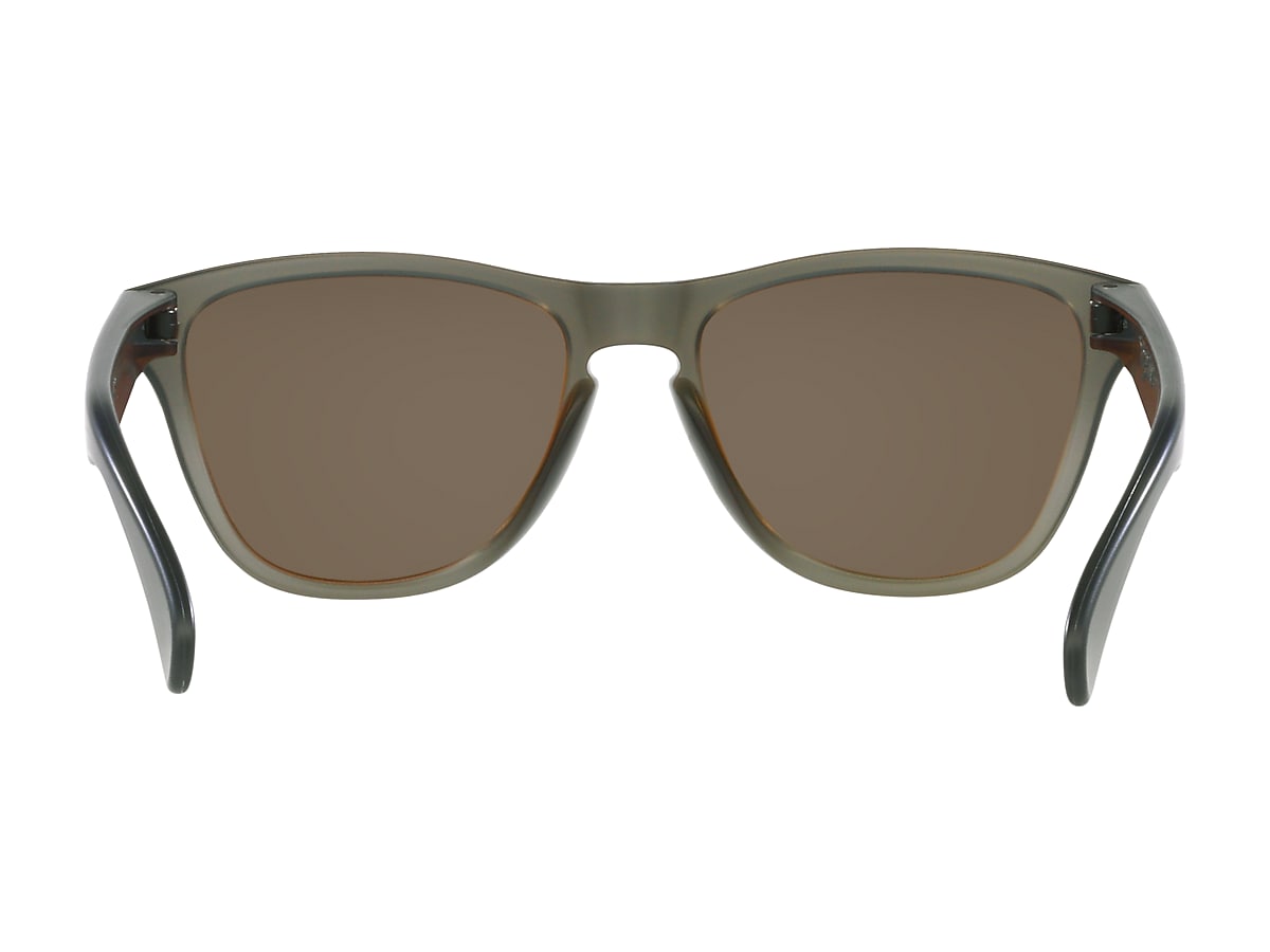 Frogskins™ XS (Youth Prizm Polarized Lenses, Matte Grey Smoke Frame Sunglasses | Oakley® US